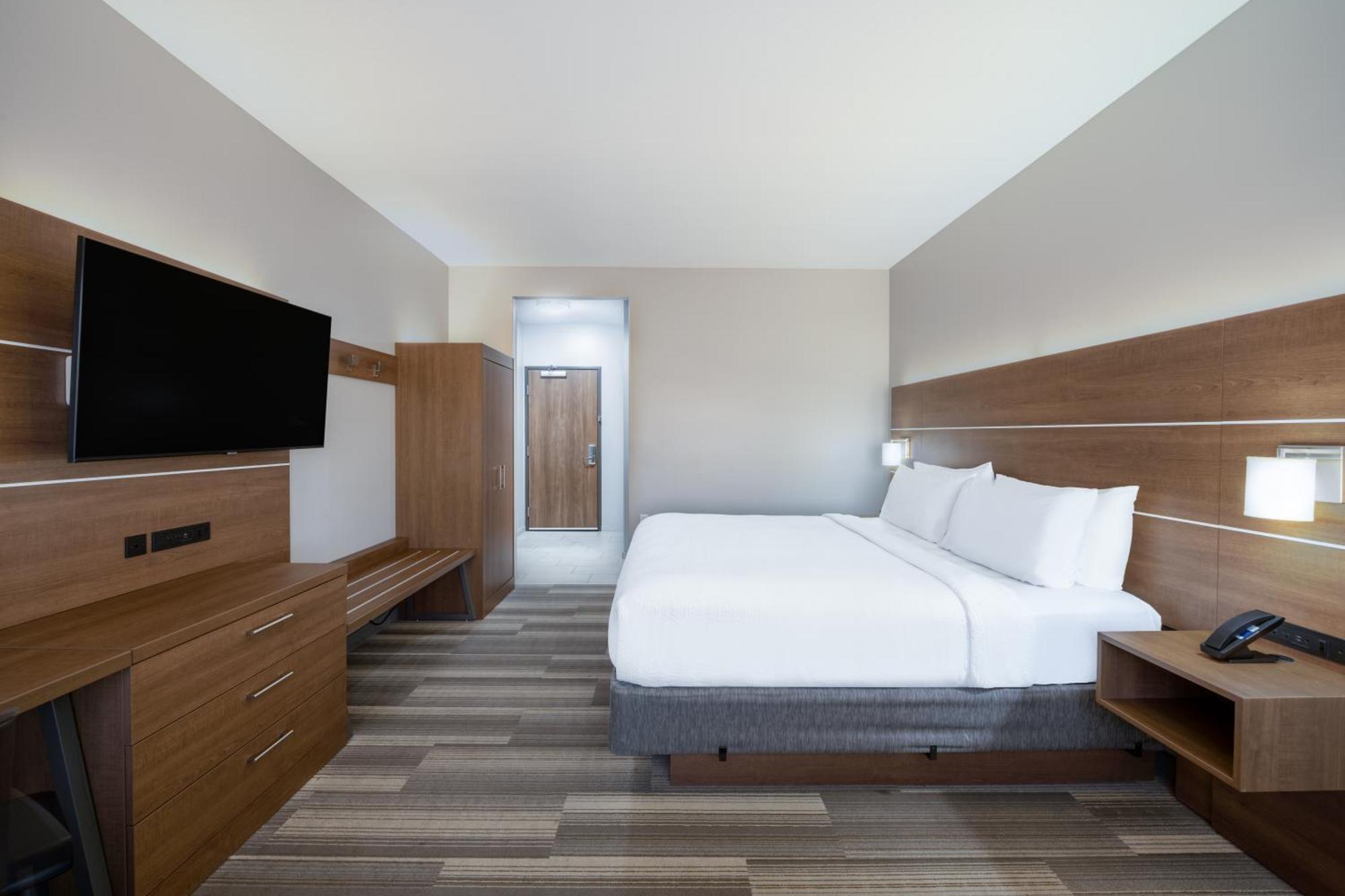 Holiday Inn Express & Suites - Gilbert - Mesa Gateway Airport Exterior photo