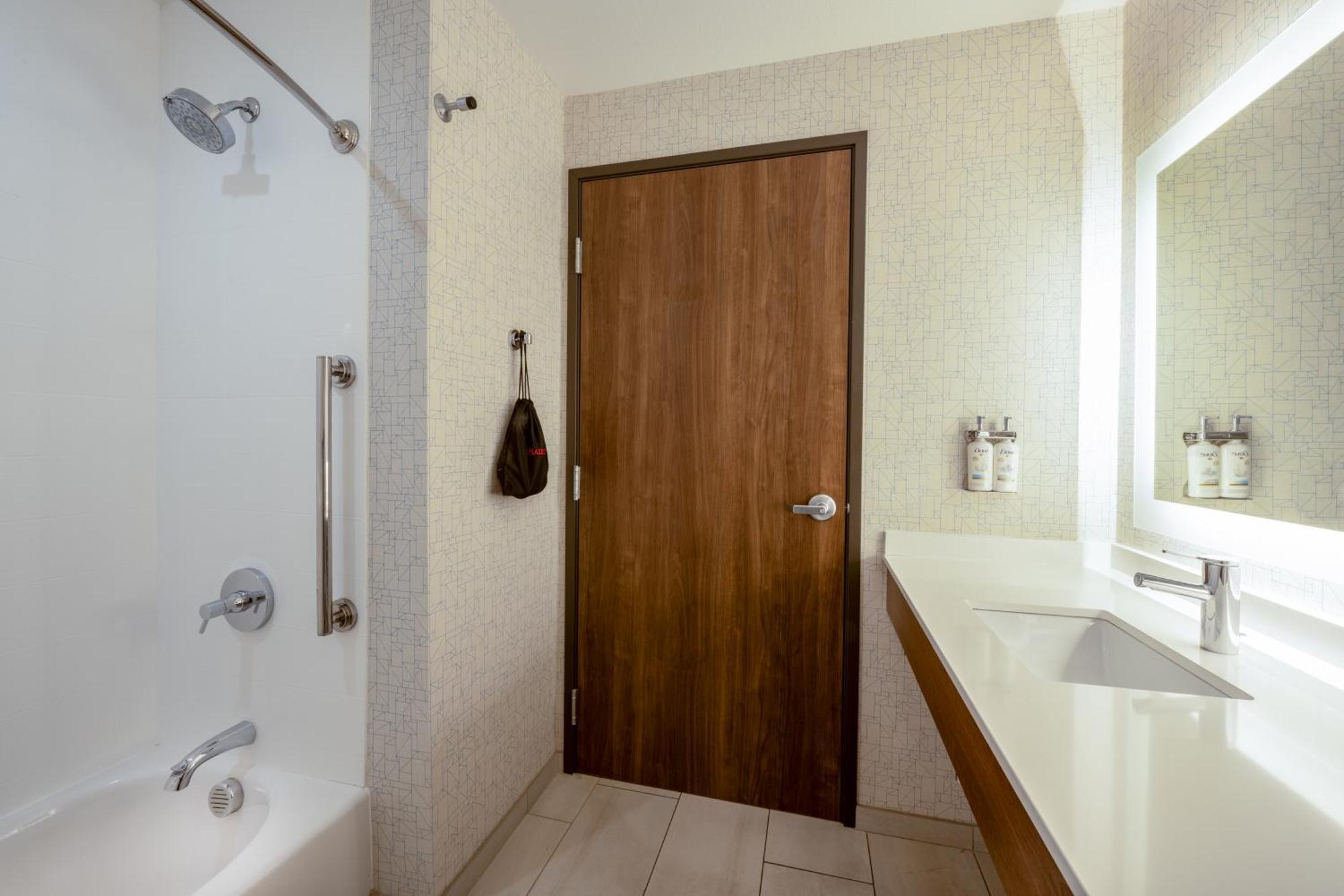 Holiday Inn Express & Suites - Gilbert - Mesa Gateway Airport Exterior photo